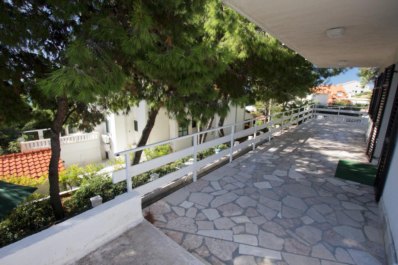 Apartments Simac Трогир Экстерьер фото